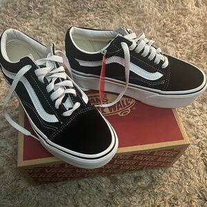 Vans Old Skool Stac Black and white platform Shoes 5.5 Woman’s New